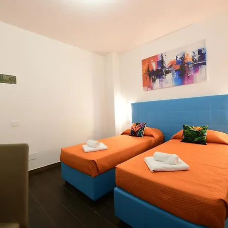100 Passi Dal Porto Casa de hóspedes 3*